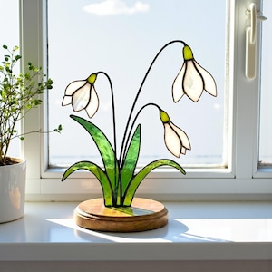 Personalized Snowdrop Suncatcher, January Birth Flower Gift for Her, Stained Glass Spring Decor, Custom Name Mom Gift